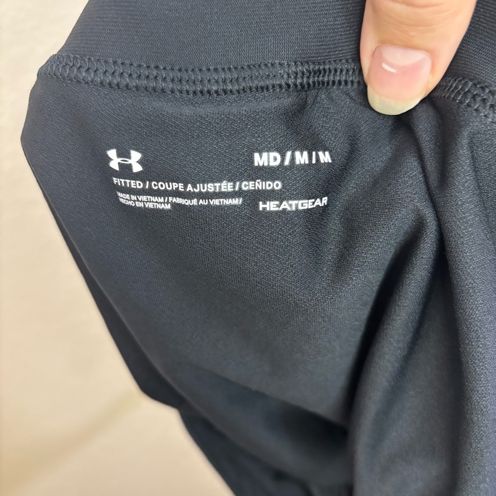 Under Armour Women's Athletic Sporty Black Shorts Size M - Picture 11 of 12